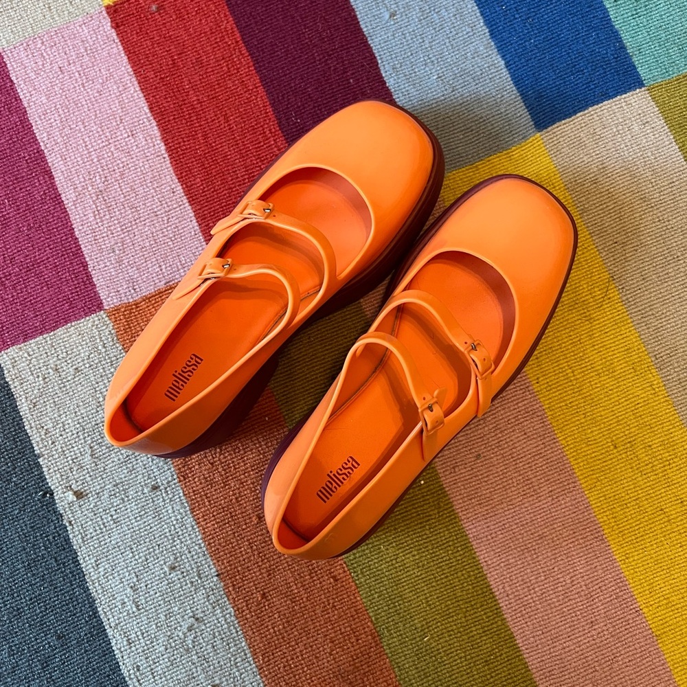 Melissa Farrah Platforms